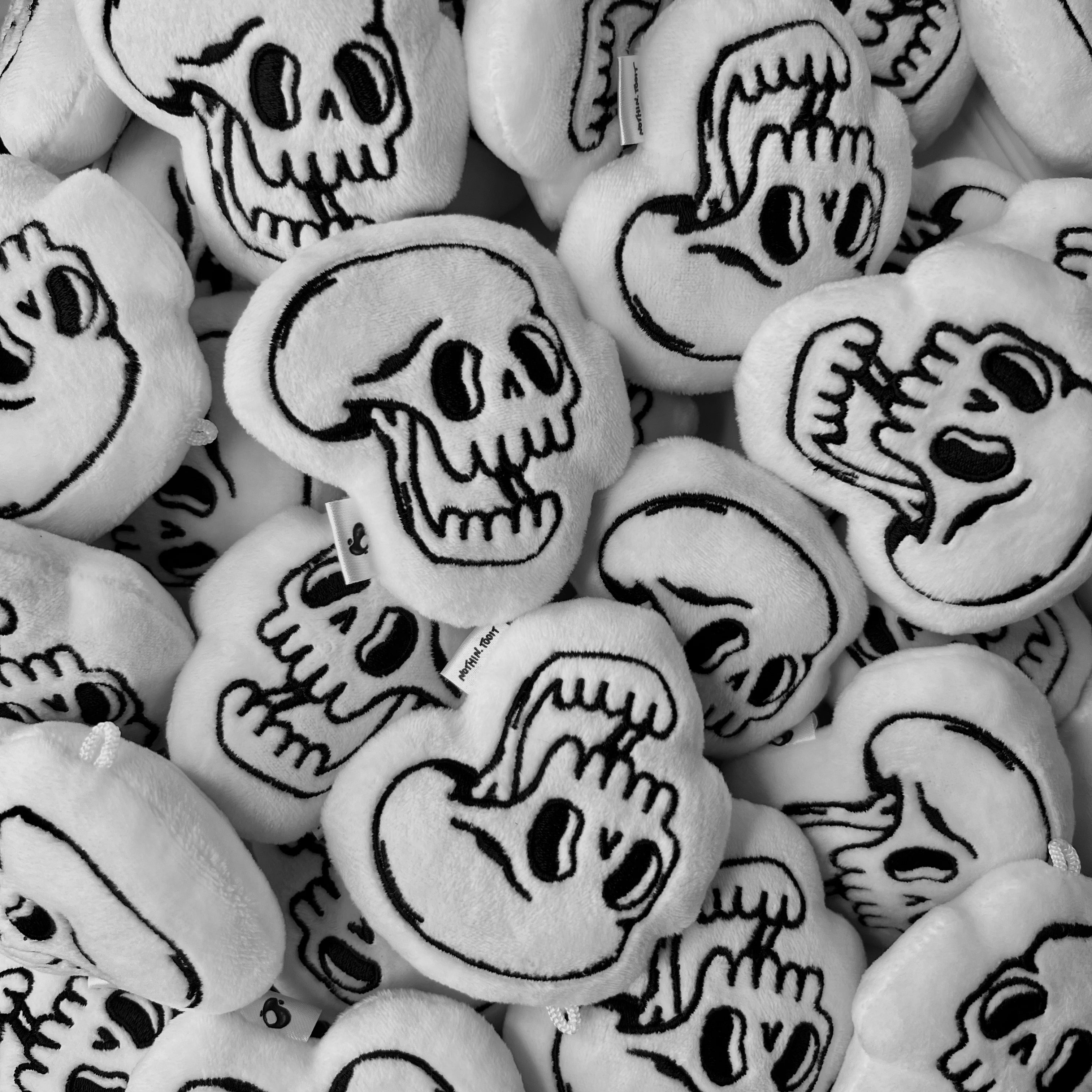 Soft Skull keyring - Bone